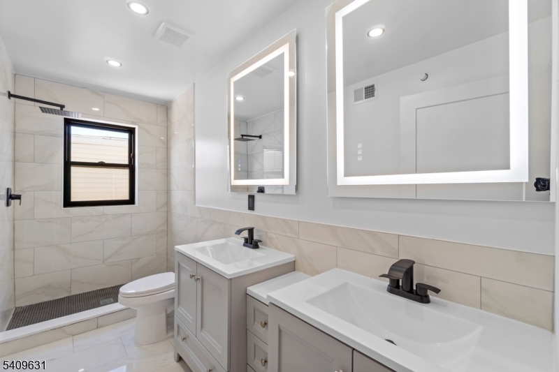 481 15th Avenue, Unit 2 Newark, NJ 07103 - Photo 17 of 21