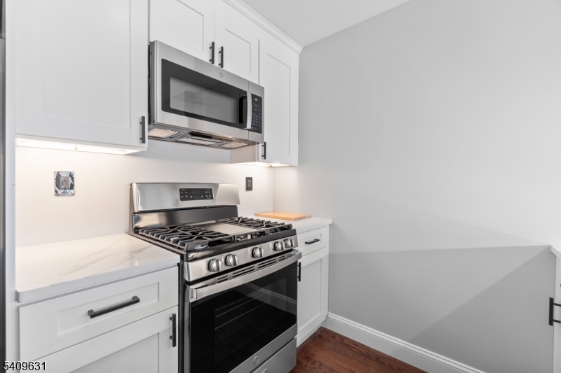 481 15th Avenue, Unit 2 Newark, NJ 07103 - Photo 9 of 21