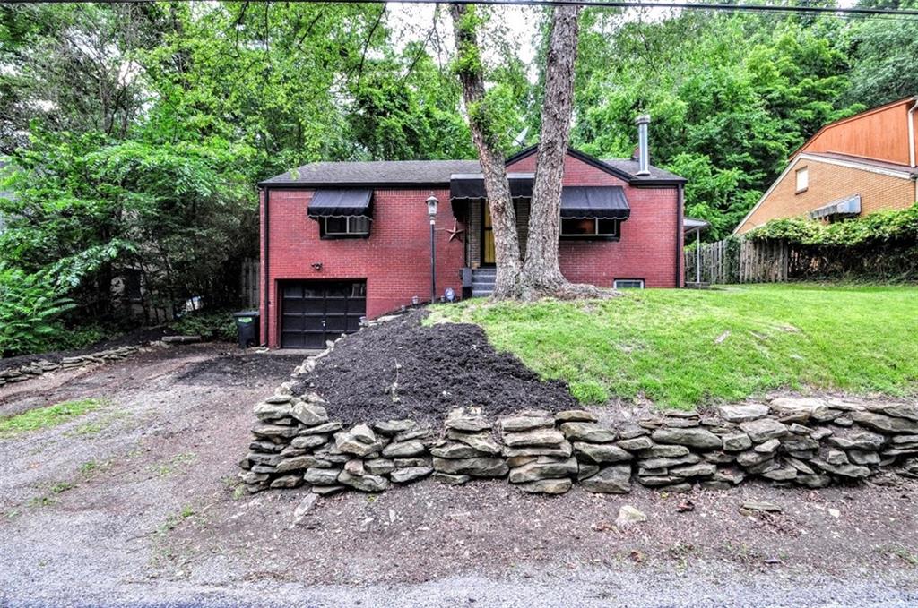 6033 Poketa Road Verona, PA 15147 - Photo 2 of 25 Gallery Image 2