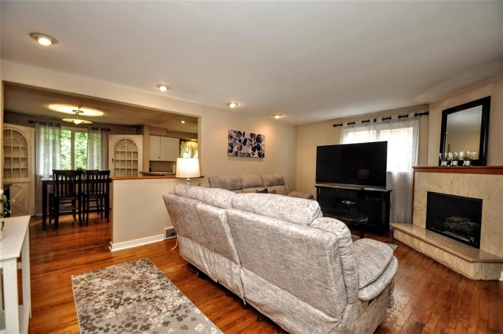 6033 Poketa Road Verona, PA 15147 - Photo 11 of 25 Gallery Image 11