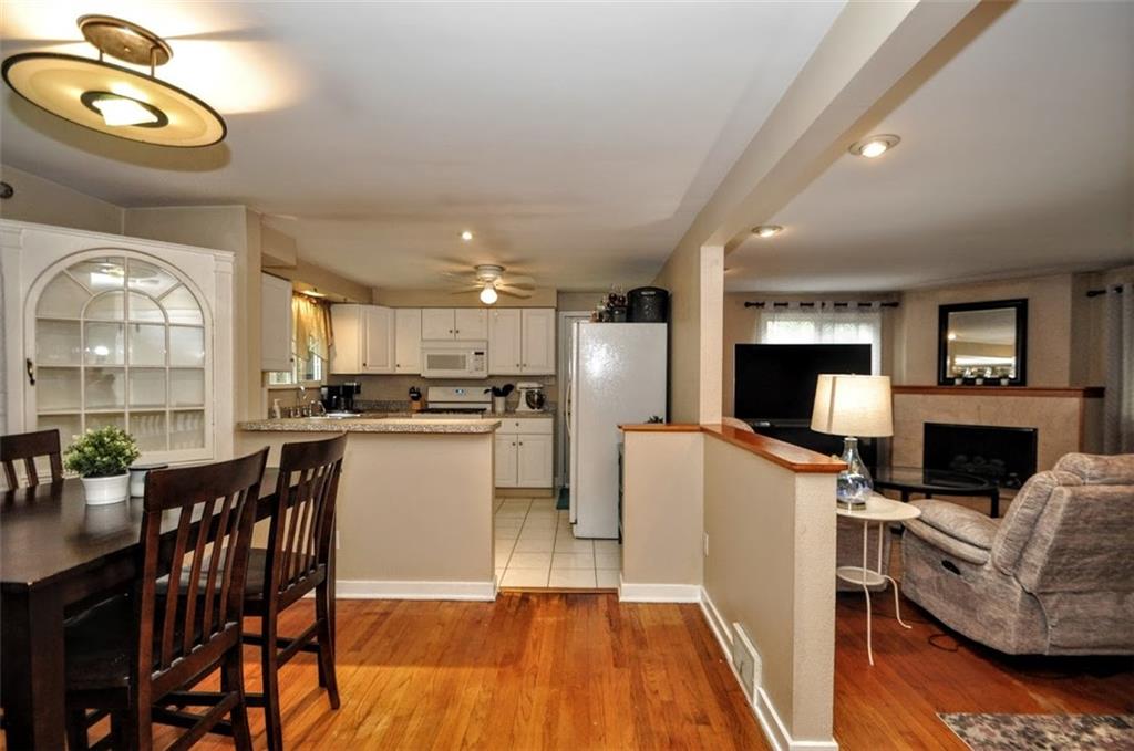 6033 Poketa Road Verona, PA 15147 - Photo 15 of 25 Gallery Image 15