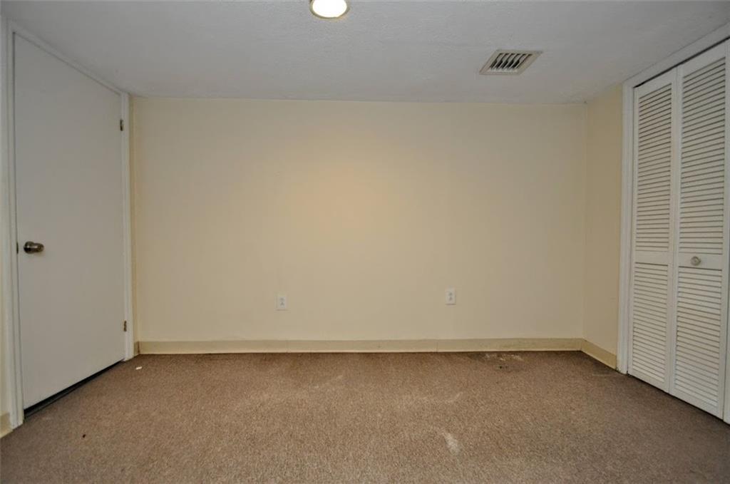 6033 Poketa Road Verona, PA 15147 - Photo 25 of 25 Gallery Image 25