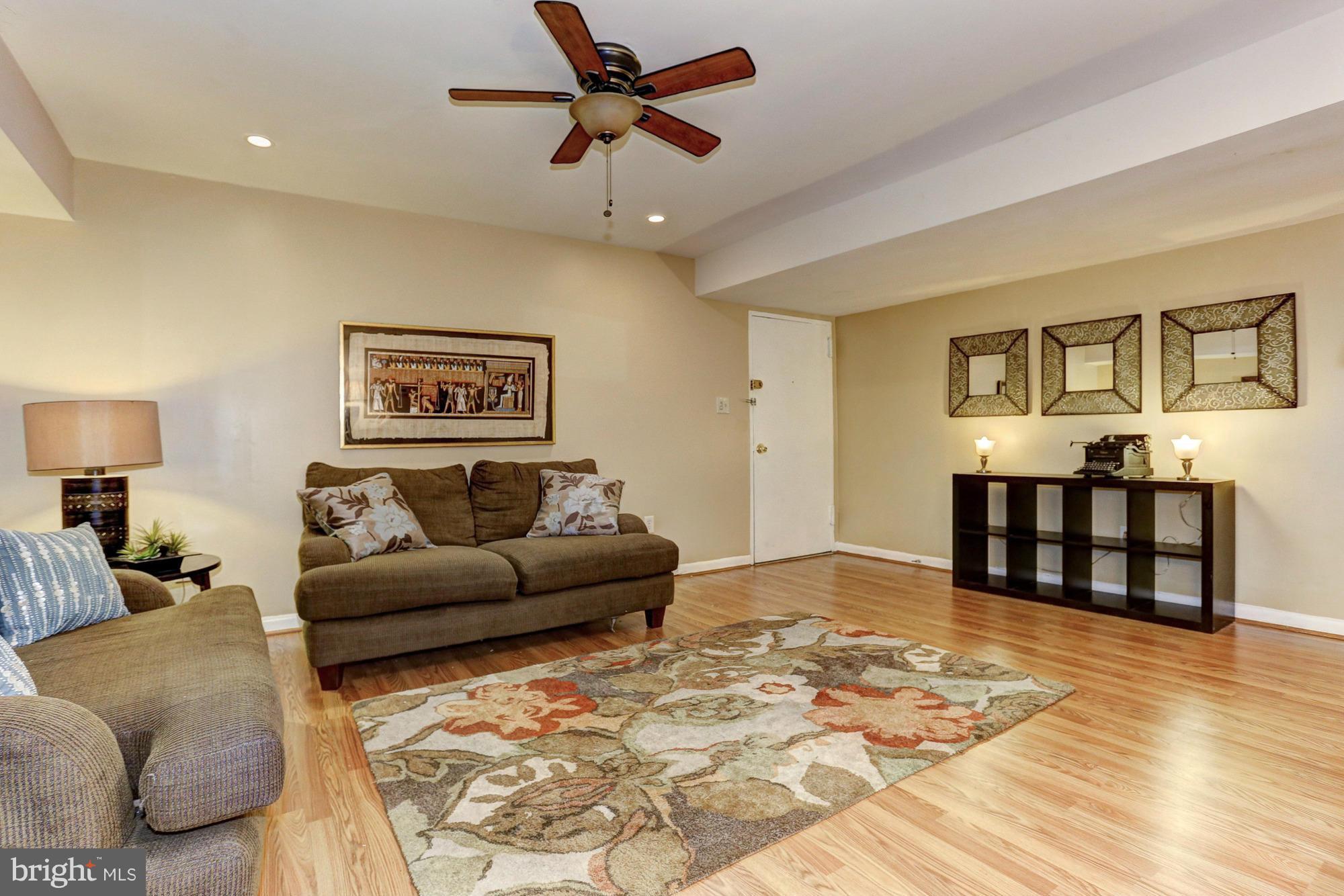 8620 Manchester Road, Unit 1 Silver Spring, MD 20901 - Photo 2 of 24 Living Room