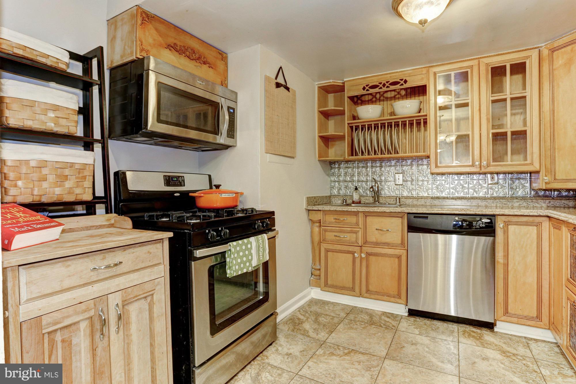 8620 Manchester Road, Unit 1 Silver Spring, MD 20901 - Photo 7 of 24 Kitchen