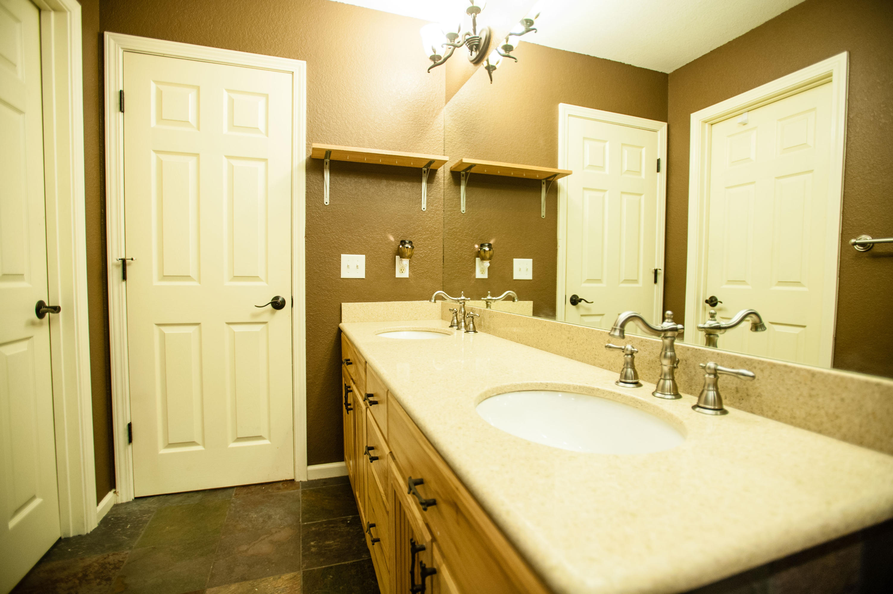 147 Inway Lane Round O, SC 29474 - Photo 13 of 28 master bath