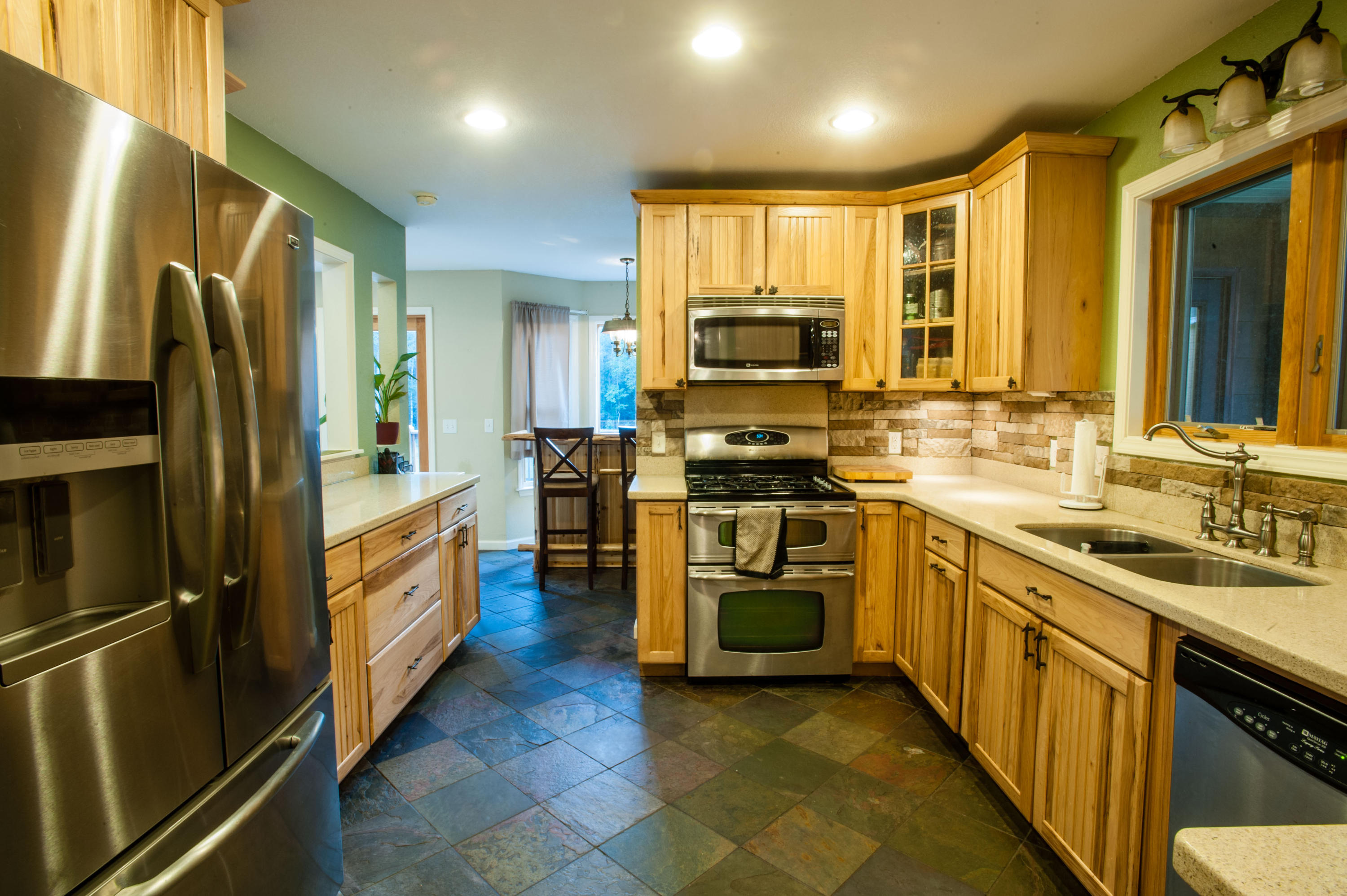 147 Inway Lane Round O, SC 29474 - Photo 6 of 28 Kitchen 3
