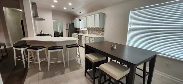 $2,299 | 17238 Maple Hollow Drive, Sugar Land, TX 77498