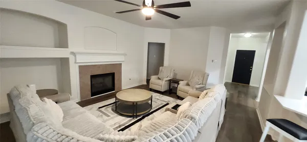 $2,299 | 17238 Maple Hollow Drive, Sugar Land, TX 77498