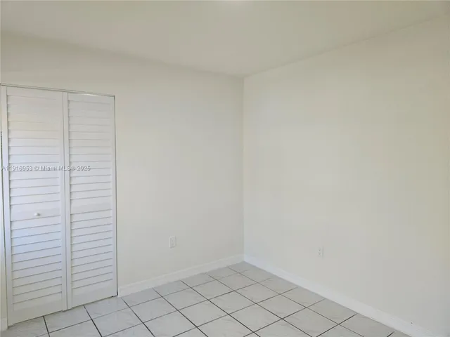 $3,000 | 311 West Park Drive, Unit 10113, Miami, FL 33172