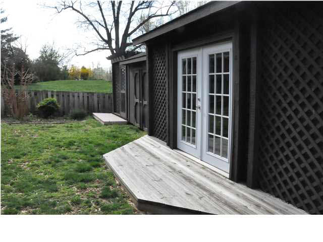 5733 Riceland Drive Newburgh, IN 47630 - Photo 2 of 20 Gallery Image 2