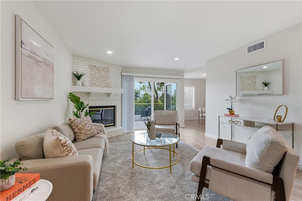 19237 Index Street, Unit 4 Porter Ranch, CA 91326 - Photo 8 of 36