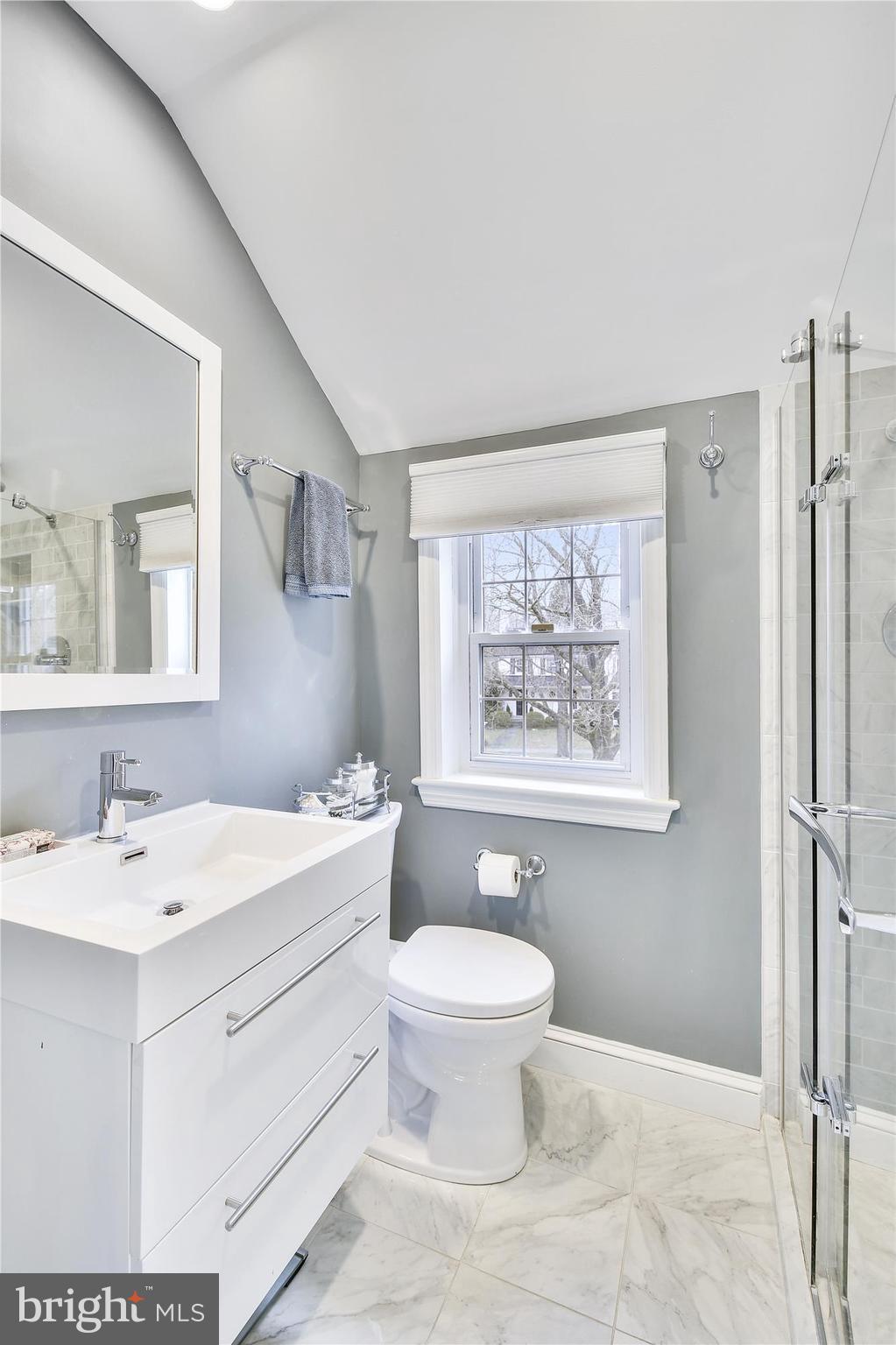 6121 Ramsgate Road Bethesda, MD 20816 - Photo 17 of 30 Newly renovated gorgeous master bathroom