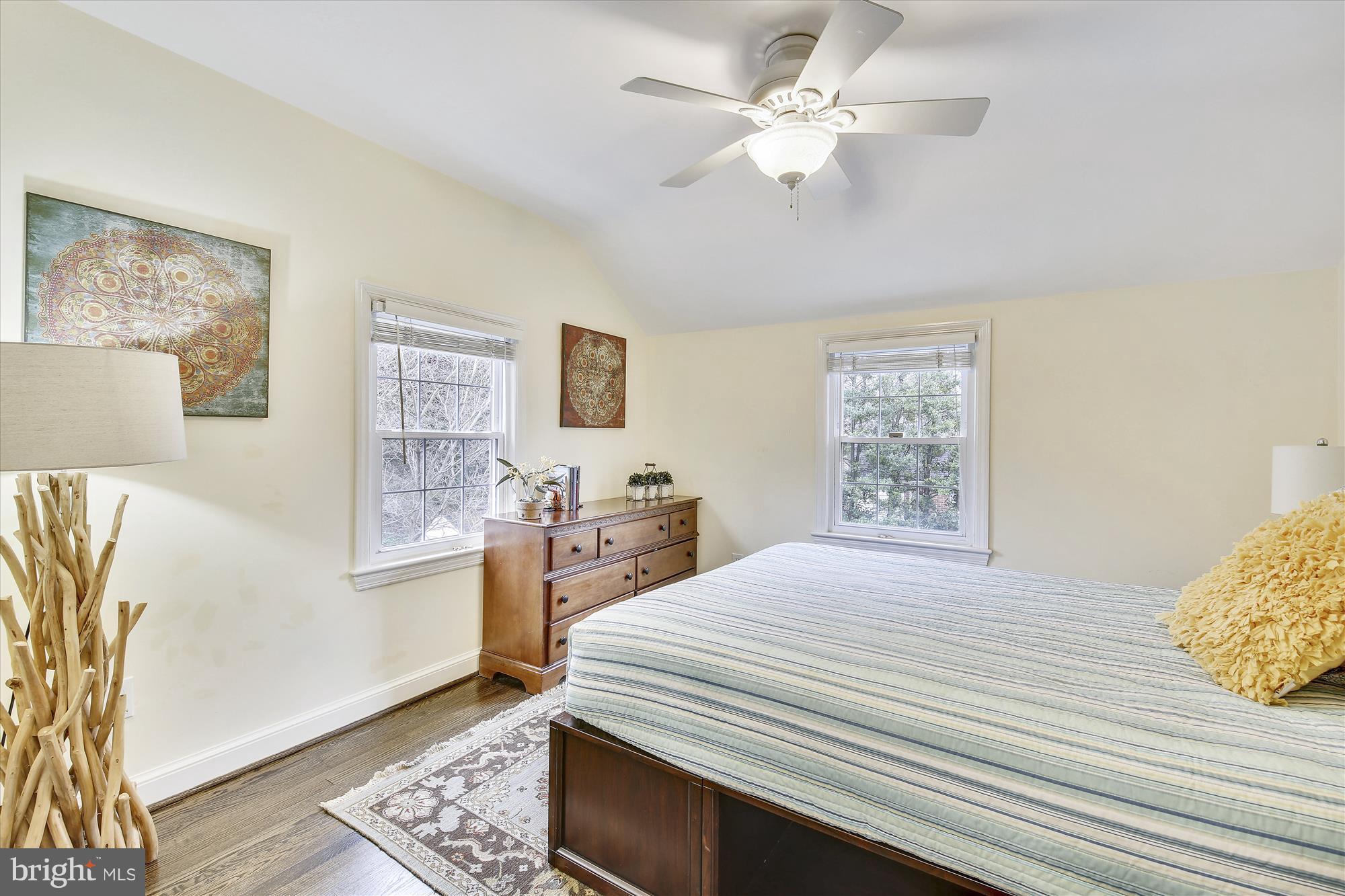 6121 Ramsgate Road Bethesda, MD 20816 - Photo 20 of 30 Light and bright bedroom