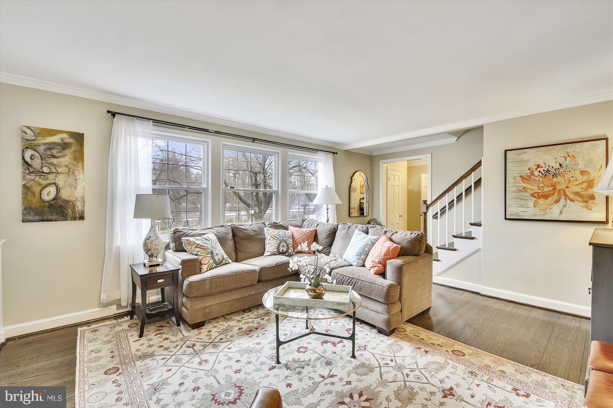 6121 Ramsgate Road Bethesda, MD 20816 - Photo 7 of 30 Living Room with beautiful light!