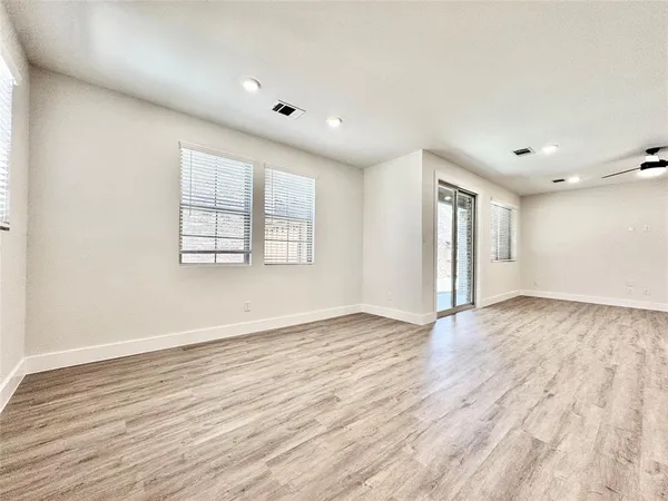 $3,350 | 8509 Shorehan Road, The Colony, TX 75056