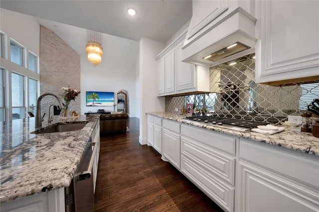 $800,000 | 11251 Tanager Lane, Cross Roads, TX 76227