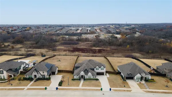 $800,000 | 11251 Tanager Lane, Cross Roads, TX 76227