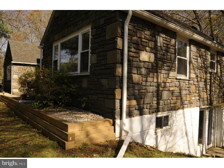 370 North Malin Road Broomall, PA 19073 - Photo 17 of 21 Exterior