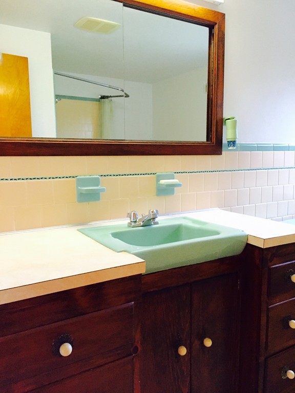 142 Hadley Road Sunderland, MA 01375 - Photo 20 of 24 Gallery Image 20