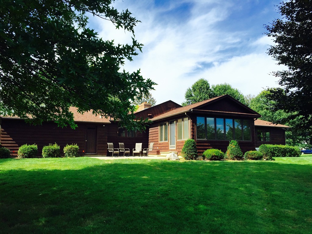 142 Hadley Road Sunderland, MA 01375 - Photo 4 of 24 Gallery Image 4