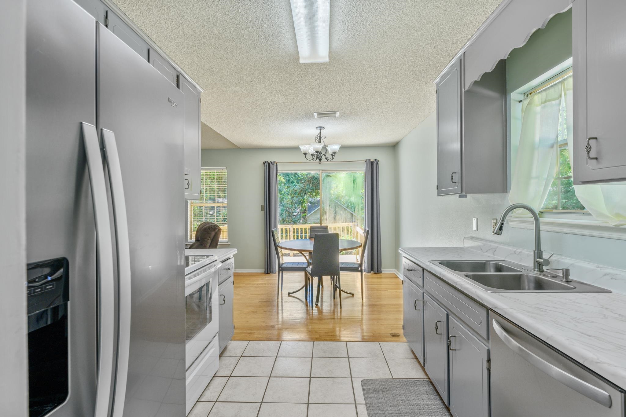 1835 Folkstone Road Tallahassee, FL 32312 - Photo 13 of 37