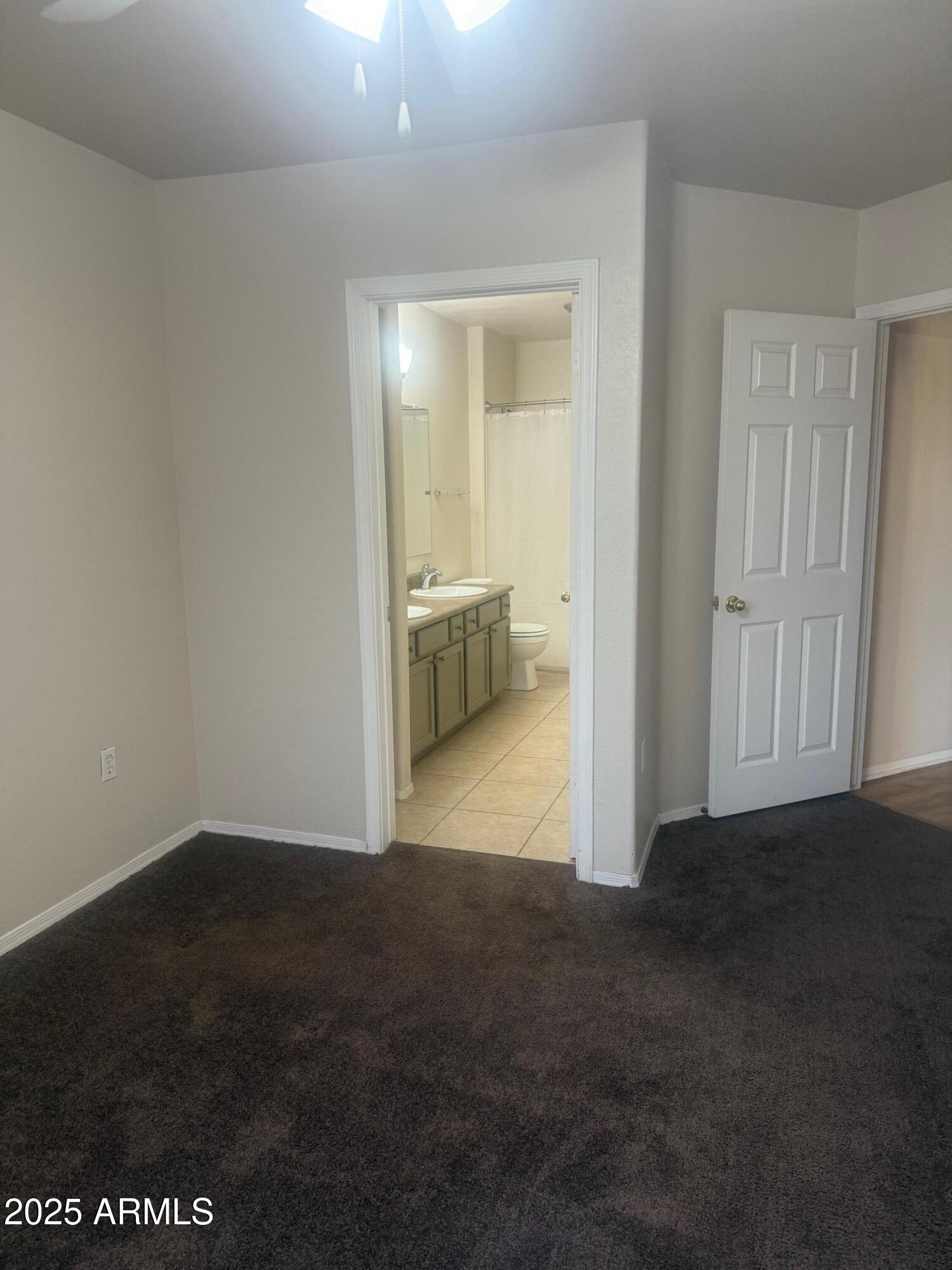 3848 North 3rd Avenue, Unit 2071 Phoenix, AZ 85013 - Photo 20 of 31 a view of an empty room