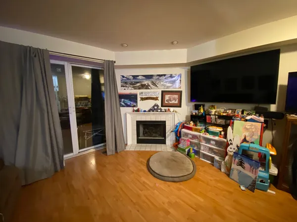 $279,900 | 1293 Cranbrook Drive, Schaumburg, IL 60193