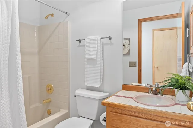 $712,500 | 603 7th Avenue North, Unit A306, Edmonds, WA 98020