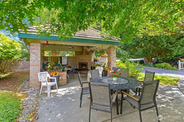 $712,500 | 603 7th Avenue North, Unit A306, Edmonds, WA 98020