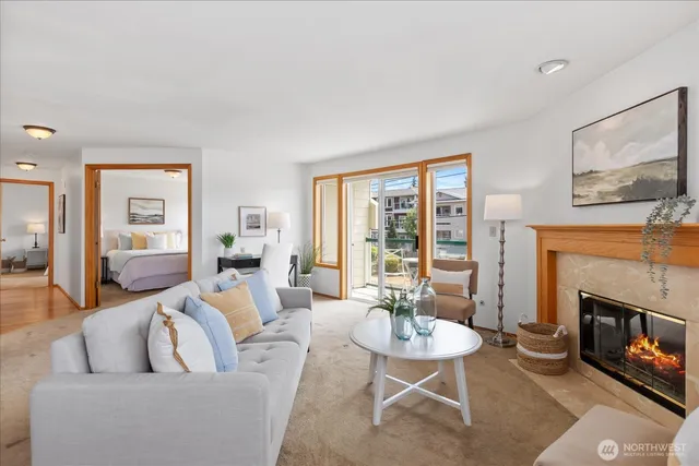 $712,500 | 603 7th Avenue North, Unit A306, Edmonds, WA 98020