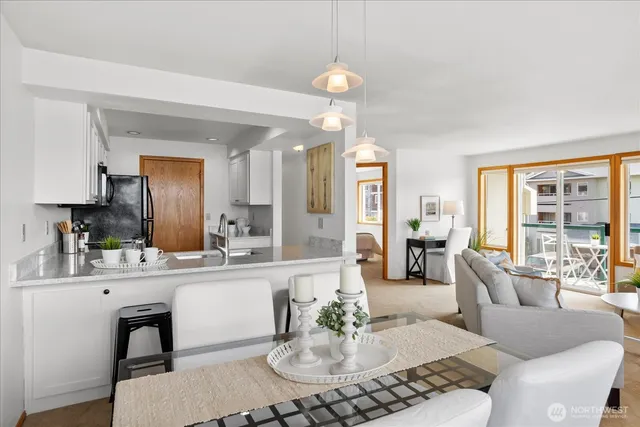 $712,500 | 603 7th Avenue North, Unit A306, Edmonds, WA 98020