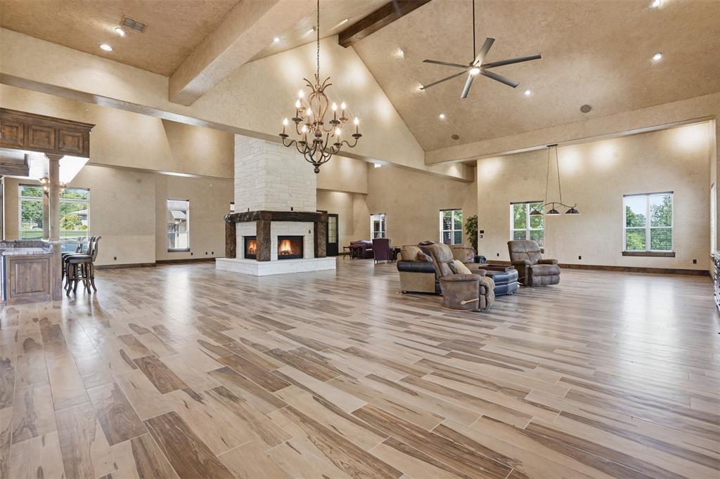 9310 Bellechase Road Granbury, TX 76049 - Photo 17 of 40