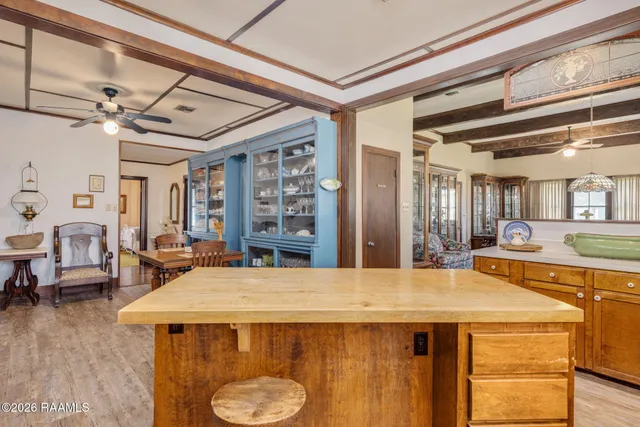 $2,500 | 411 Wiggins Road, Lafayette, LA 70503