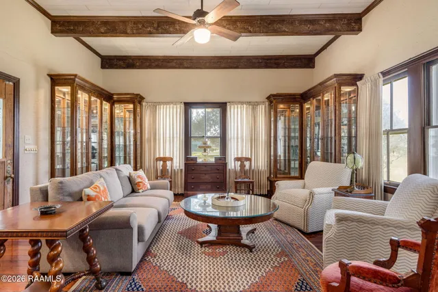 $2,500 | 411 Wiggins Road, Lafayette, LA 70503