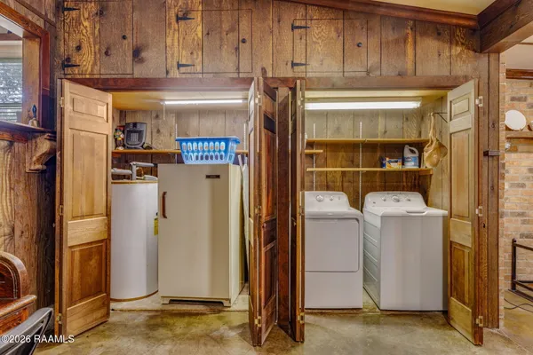 $2,500 | 411 Wiggins Road, Lafayette, LA 70503
