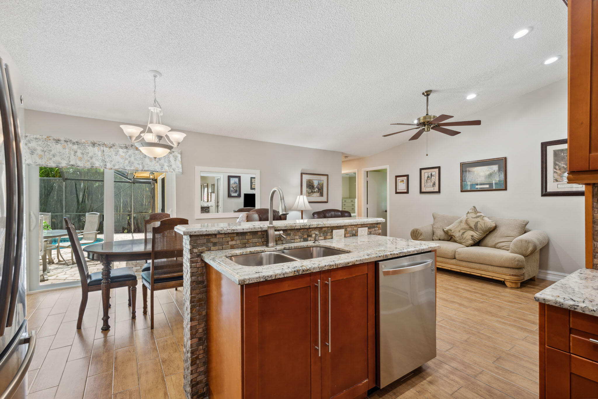 460 Northwest 69th Street Boca Raton, FL 33487 - Photo 16 of 42 16