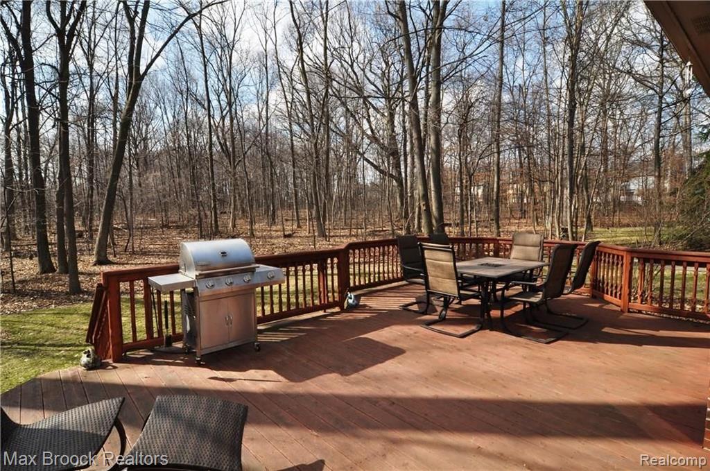 699 Twin Oaks Court Rochester Hills, MI 48307 - Photo 48 of 65