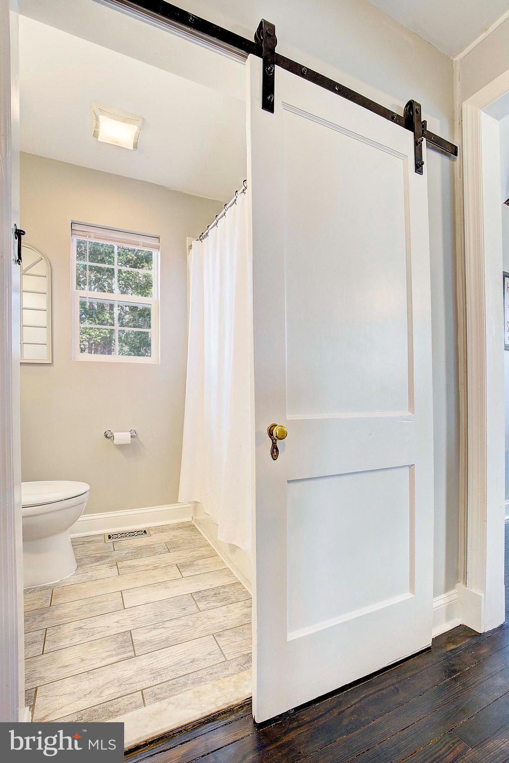1251 Hillside Road Pasadena, MD 21122 - Photo 14 of 35 Sliding Barn Doors