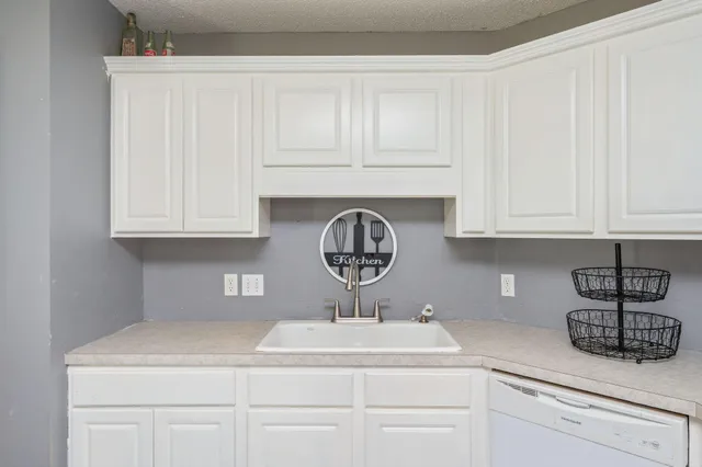 $269,900 | 1226 Northview Drive, Crestview, FL 32536