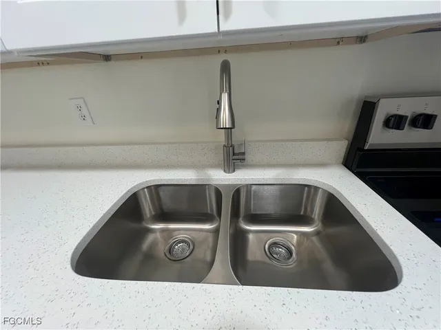 $1,195 | 43 Tangelo Court, Lehigh Acres, FL 33936