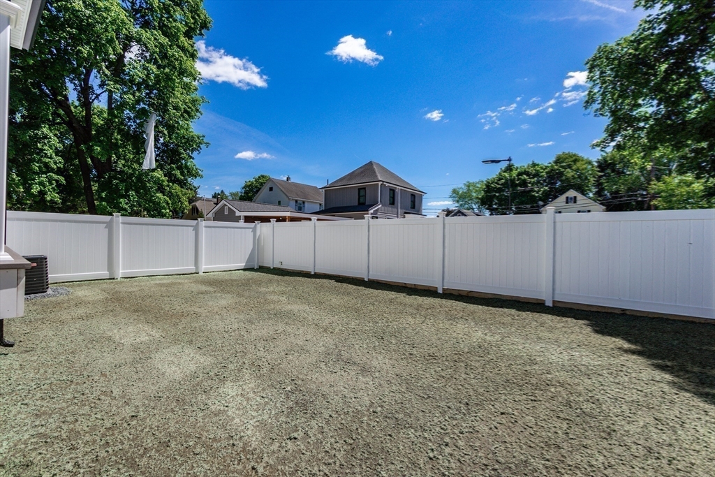 15 Foss Road, Unit A Framingham, MA 01702 - Photo 30 of 36