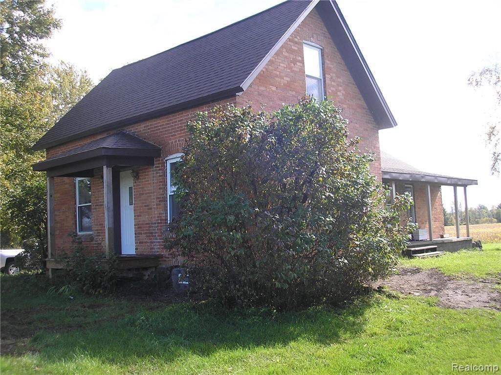 6766 East Deckerville Road Deford, MI 48729 - Photo 1 of 10 6766 Deckerville Front.jpg
