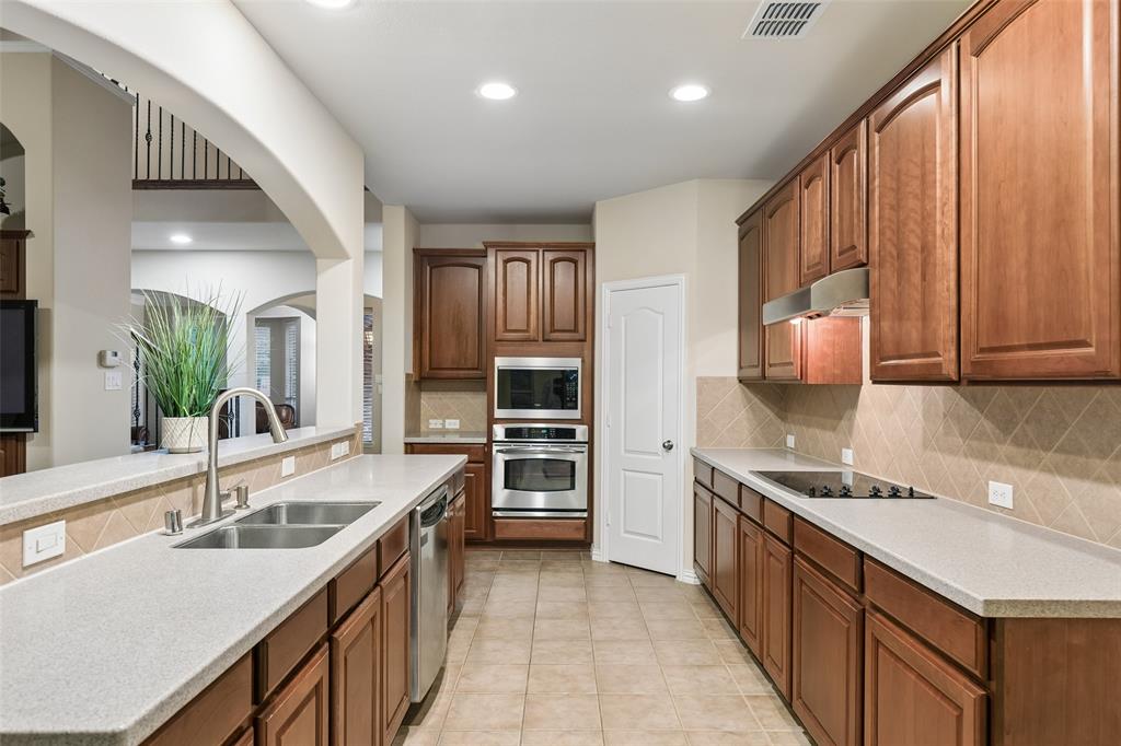 295 Stone Ridge Drive Sunnyvale, TX 75182 - Photo 12 of 38