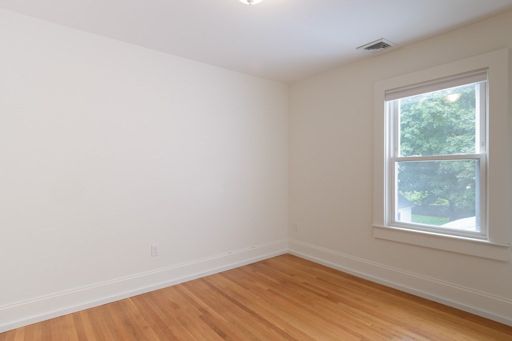 3 Westerly Street Wellesley, MA 02482 - Photo 11 of 15