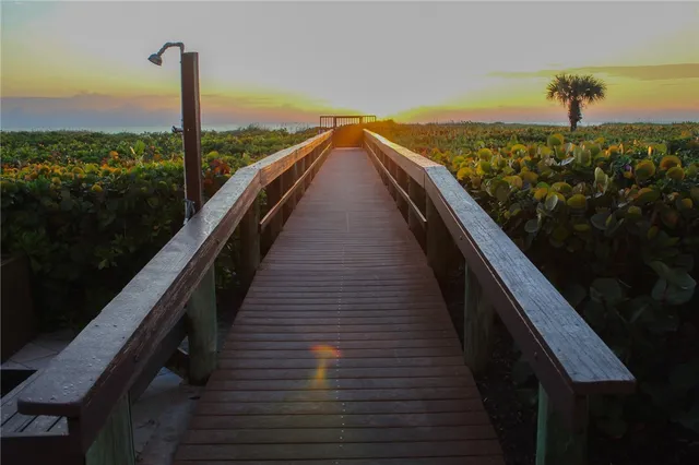 $7,000 | 1616 Ocean Drive, Unit 104, Vero Beach, FL 32963