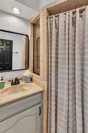 $4,300 | 4215 Green Meadow East, Colleyville, TX 76034