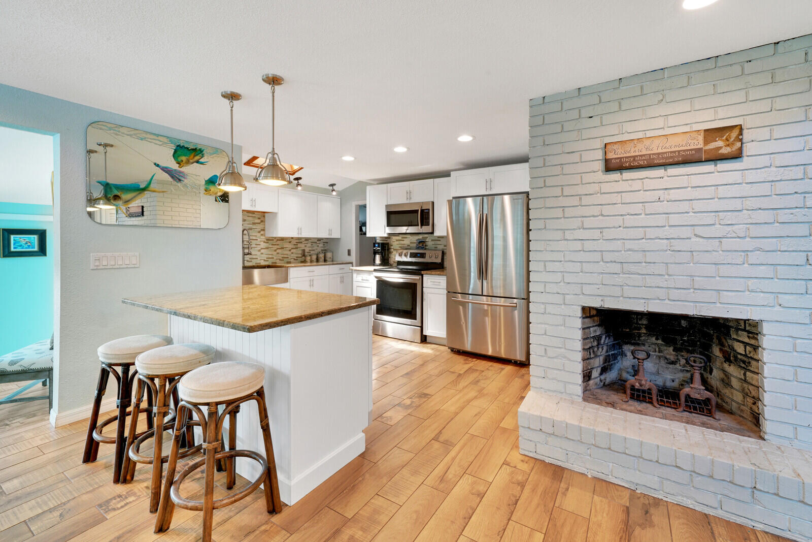 925 Southwest Rustic Circle Stuart, FL 34997 - Photo 26 of 43 Breakfast nook/additional seating