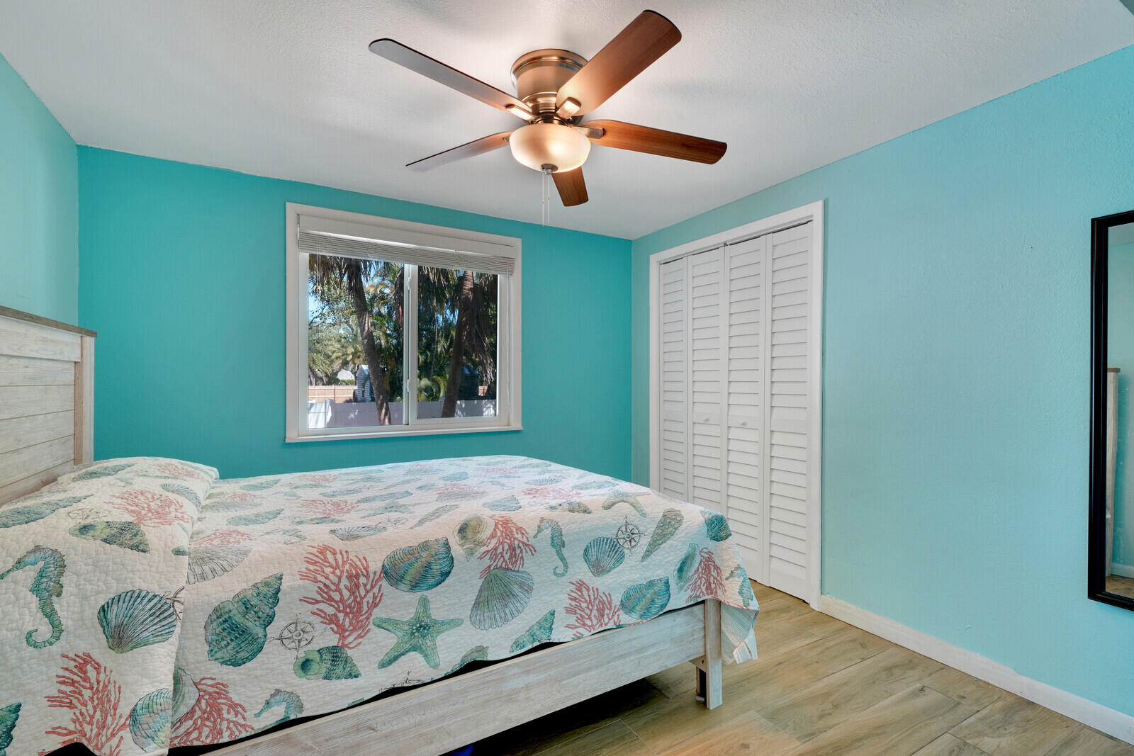 925 Southwest Rustic Circle Stuart, FL 34997 - Photo 32 of 43 Guest bedroom downstairs