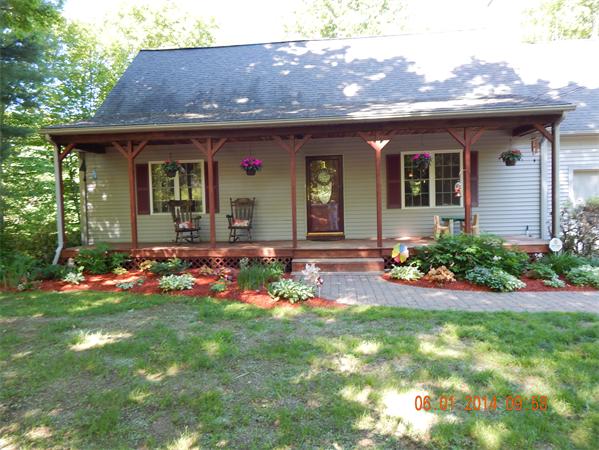 484 Reed Street Warren, MA 01092 - Photo 2 of 30 front view of a house with a yard