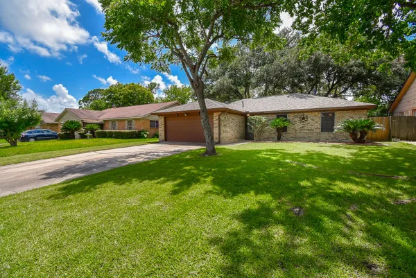 $249,900 | 2014 Jones Street, Rosenberg, TX 77471